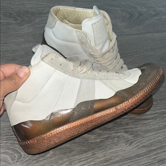 Maison Margiela Women’s Sneakers - Picture 3 of 7